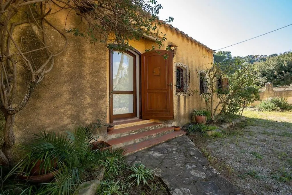 Villa I Pini 50 Mt Dalla Spiaggia Torre delle Stelle