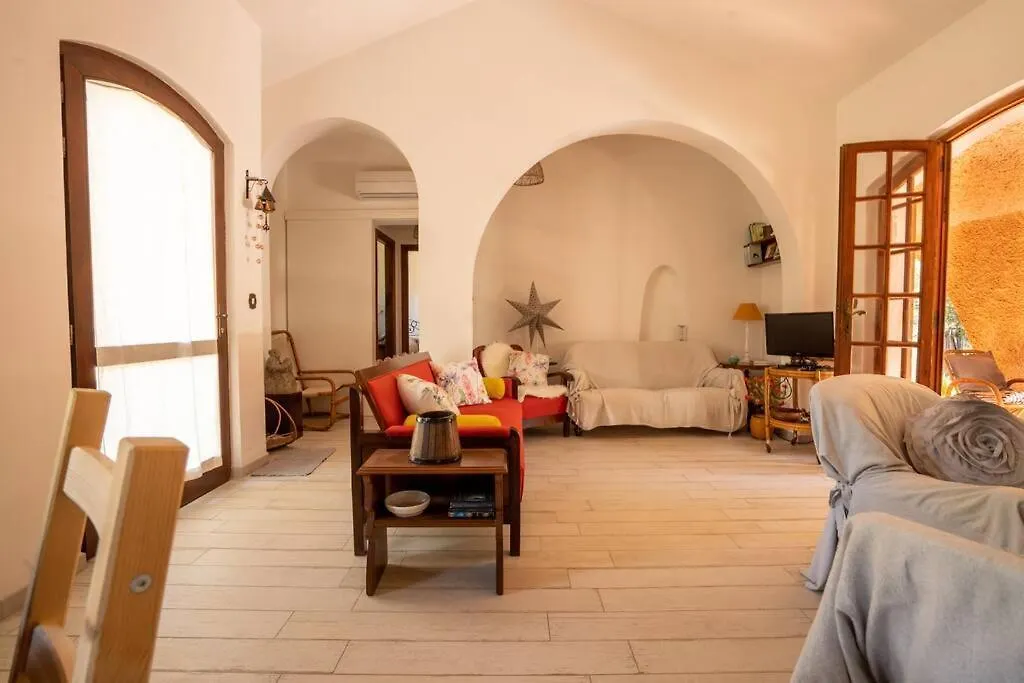 Villa I Pini 50 Mt Dalla Spiaggia Torre delle Stelle Italy
