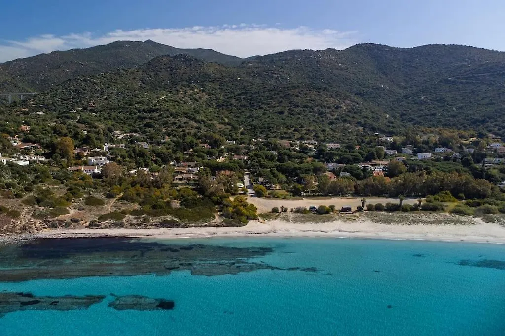 Villa I Pini 50 Mt Dalla Spiaggia Torre delle Stelle Italy