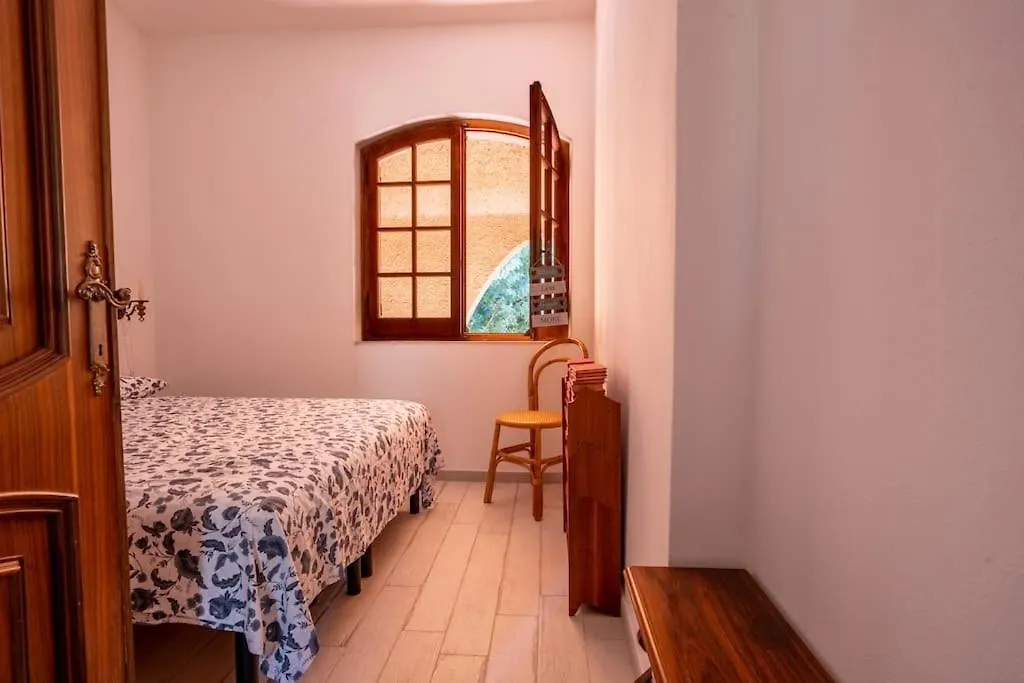 Holiday home Villa I Pini 50 Mt Dalla Spiaggia Torre delle Stelle